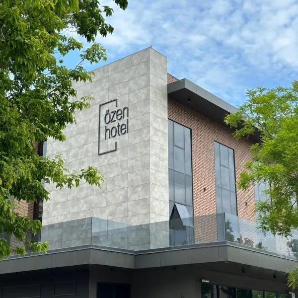 ÖZEN HOTEL，位于奥瑞斯蒂亚斯的酒店