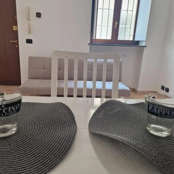 Casa Leo Malpensa，位于Samarate的酒店