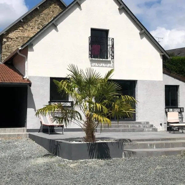 Maison de charme à Coutances，位于Saint-Michel-de-la-Pierre的酒店