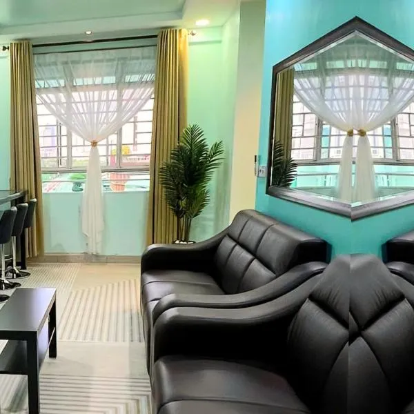 Homestay Pulau Pinang Urban Sky Guesthouse，位于峇六拜的酒店