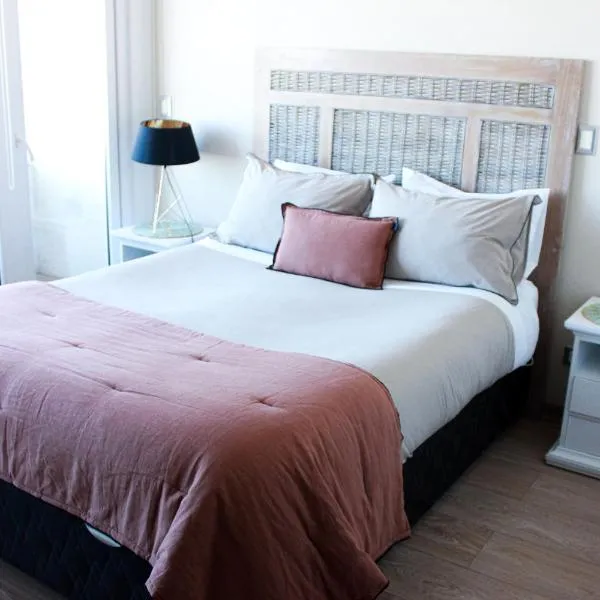 Acogedor Departamento estudio en centro de Chillán，位于奇廉的酒店
