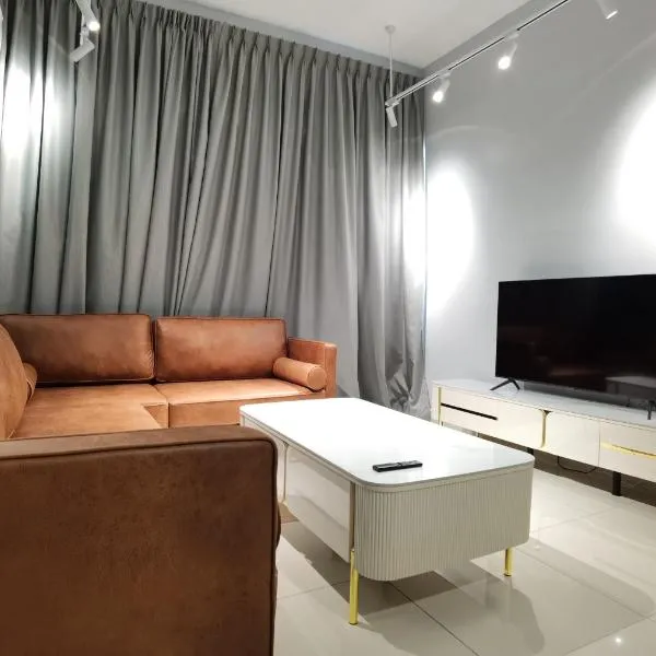 Comfy Luxury 5 Star bed & sofa 3R2B 2carpark WiFi，位于八打灵再也的酒店
