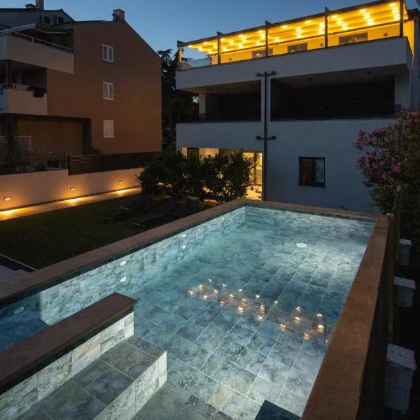 Apartmani Ante & Ivano Biograd with POOL，位于比奥格勒·纳·莫鲁的酒店
