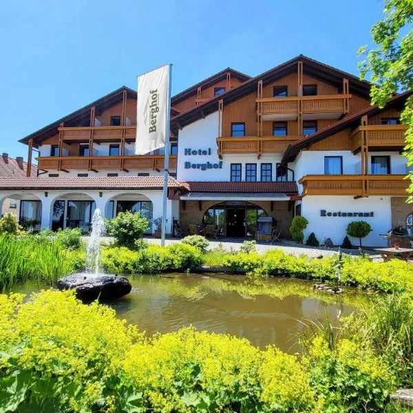 Hotel Berghof，位于霍夫比伯的酒店