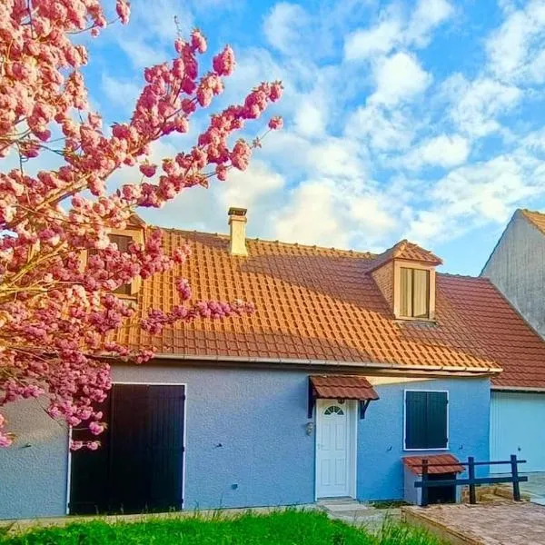 Bedrooms in a House in Quiet Village，位于Congerville的酒店