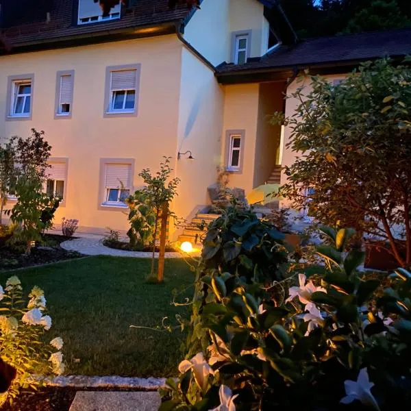 FeWo Aussicht Hummerstein，位于埃伯曼施塔特的酒店