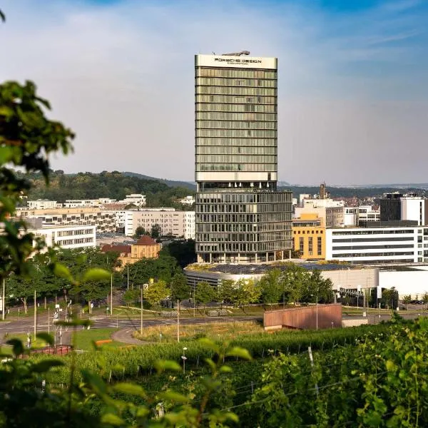 Radisson Blu Hotel at Porsche Design Tower Stuttgart，位于斯图加特的酒店