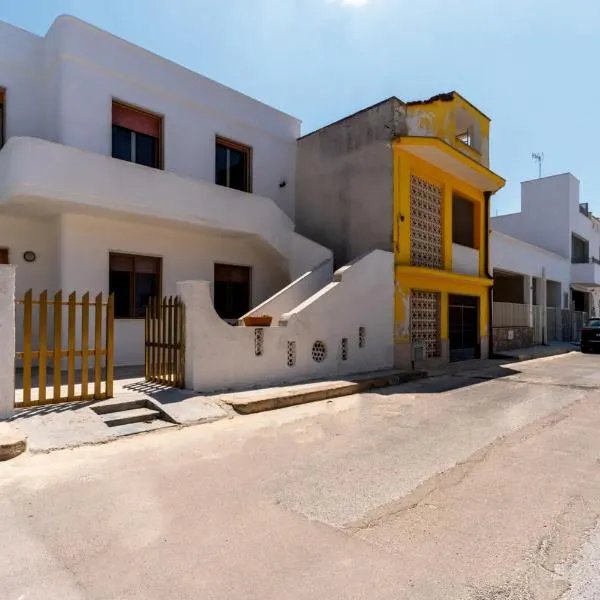 Sul mare casa Bea，位于托雷拉皮罗的酒店