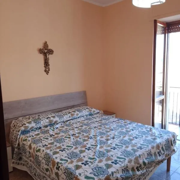 PM 9 Piazza Della Libertà Guest House，位于Stio的酒店