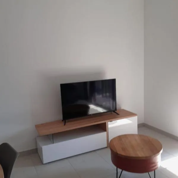 Appartement 4 couchages Borgo，位于卢恰纳的酒店