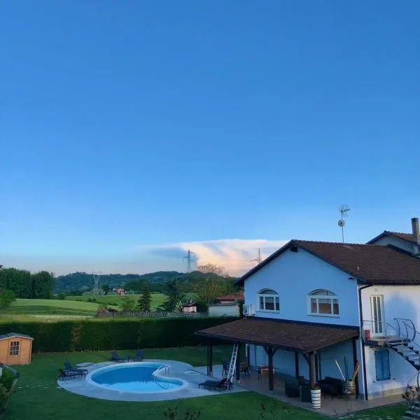 La RonduLina，位于Tigliole的酒店
