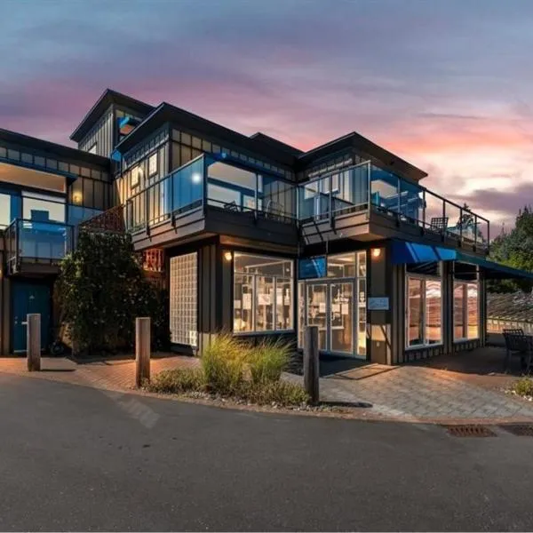 Sooke Harbour Penthouse，位于苏克的酒店