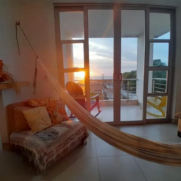 Tolú mágico, apartamentos amoblados con vista al mar, Elegancia y comodidad，位于托卢的酒店