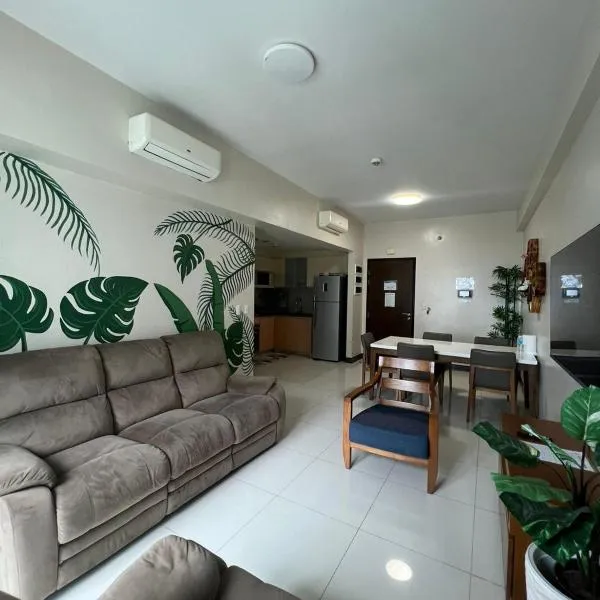 Seaview 2 bedroom unit near Mactan International Airport，位于Punta Engaño的酒店