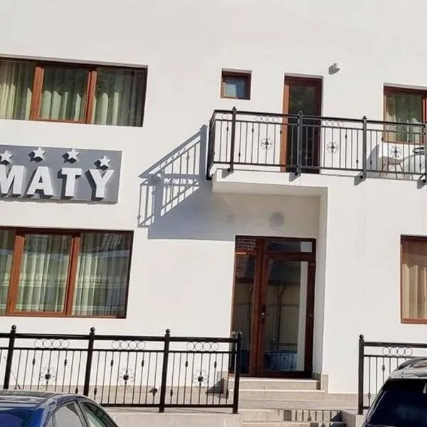 Pensiunea Maty，位于Isverna的酒店