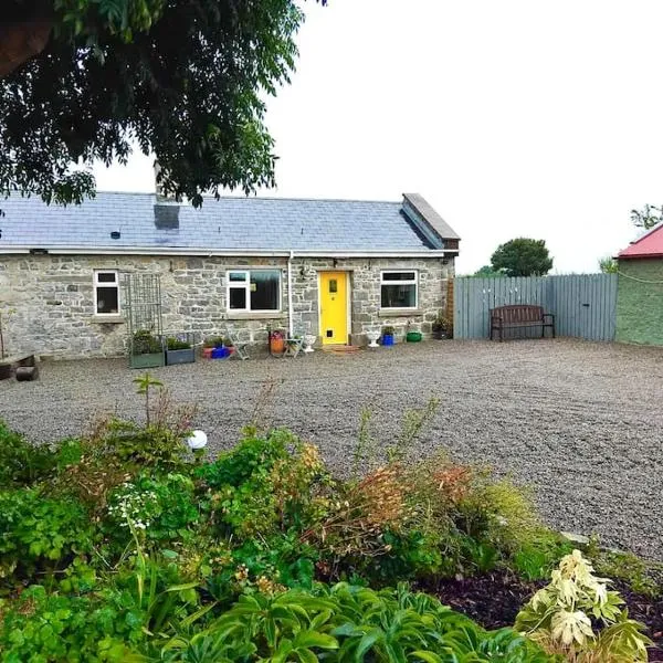 Charming Farmland Escape in the Heart of Ireland，位于Caltragh的酒店
