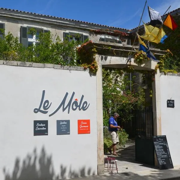 Le Mole (Appartements et Chambres)，位于圣马丹德雷的酒店