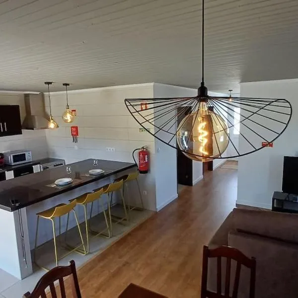 Casa do Teixeira，位于Topo的酒店