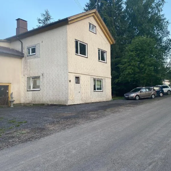 Mäntyharju center, top floor, entire attic apartment，位于曼蒂哈尔尤的酒店