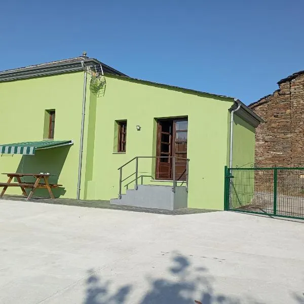 Casa Rural de alquiler integro La Cantina de Villarmayor-Asturias，位于Vega de Logares的酒店