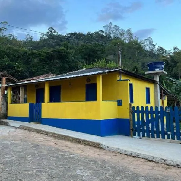 Casinha Chamone,位于Patrimônio da Penha的酒店