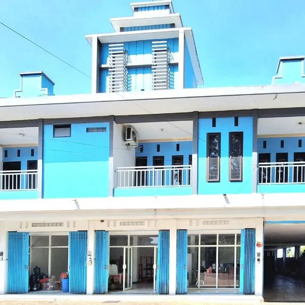 Urbanview The Halona Near Jatim Park 4，位于巴图的酒店