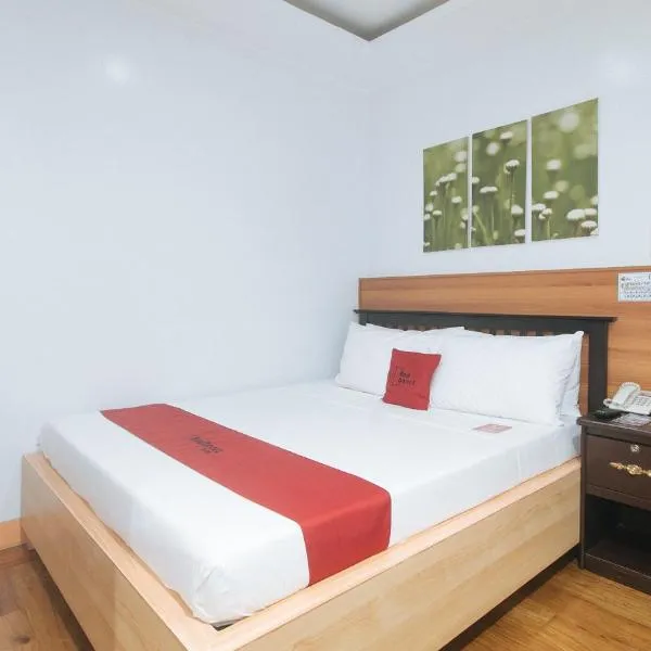 RedDoorz at Nick Hotel Isabela，位于Alicia的酒店