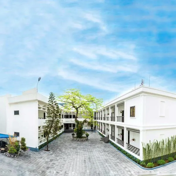 Khách sạn Dệt，位于Nam Ðịnh的酒店