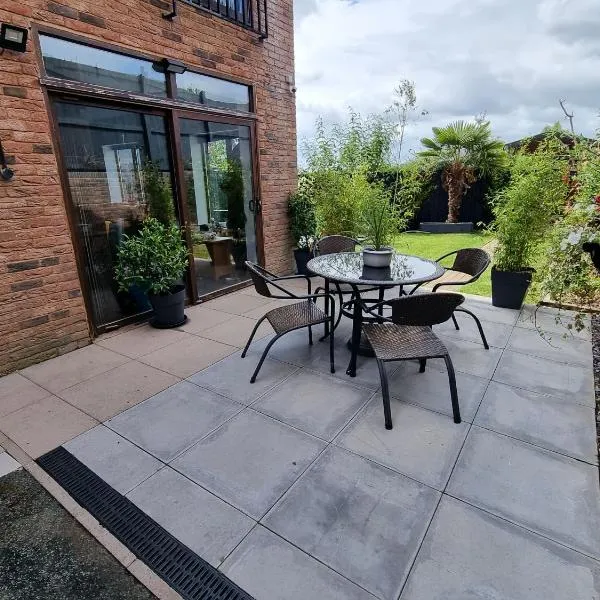 Spoonley Apartment in Llansantffraid ym mechain，位于Llansantffraid-ym-Mechain的酒店