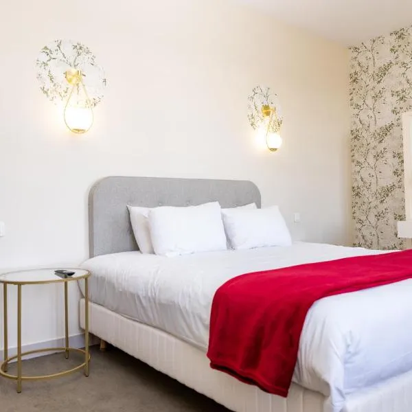 Auberge le Prieuré des Gourmands，位于Vallons-de-l'Erdre的酒店