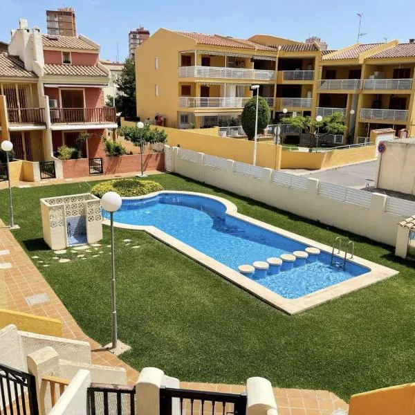 Acogedora casa a 100m de la playa，位于奥罗佩萨德尔马的酒店