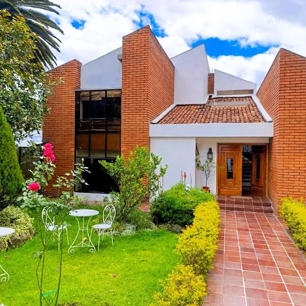 Hostal Mochiliers Bed and Breakfast，位于昆卡的酒店