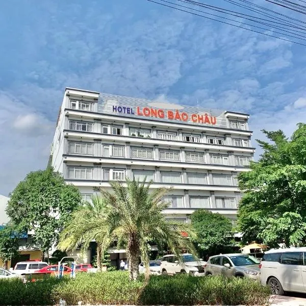 隆宝洲酒店，位于Ấp Phú Thọ的酒店