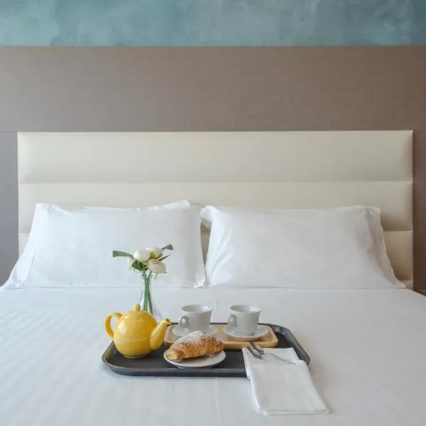 戴克内罗皇宫酒店，位于奥西莫的酒店