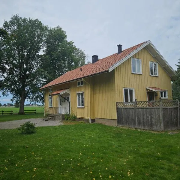 Örnsro Boende och Ställplatser，位于斯卡拉的酒店