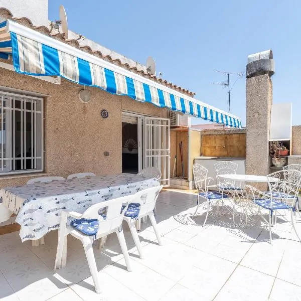 Ático Cesar Cataldo，位于贝尼卡洛的酒店