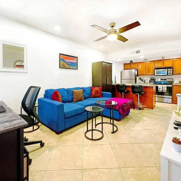 Cozy & Peaceful Sedona Condo with Pool, walk to Restaurants, Shops & Hiking Nearby，位于塞多纳的酒店