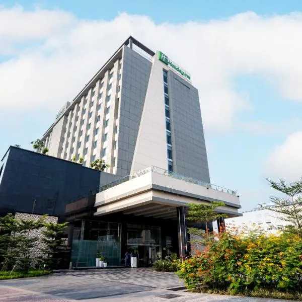 Holiday Inn Lucknow Airport by IHG，位于勒克瑙的酒店