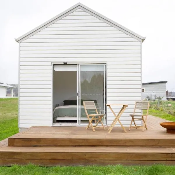 Murray Tiny Home Collector，位于Collector的酒店
