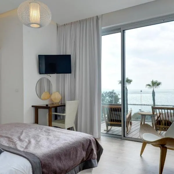 海滩住宅酒店，位于Even Yehuda的酒店
