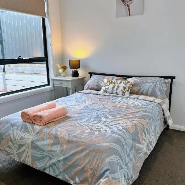 Popular Western Suburb Gem Double Room，位于Truganina的酒店