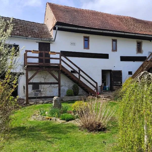 Apartmán Amálka，位于Ktiš的酒店