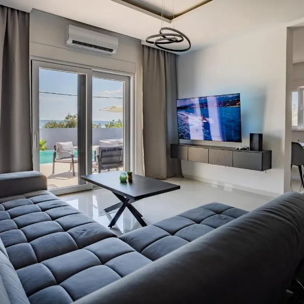 Villa Shark Maslenica，位于马斯莱尼察的酒店
