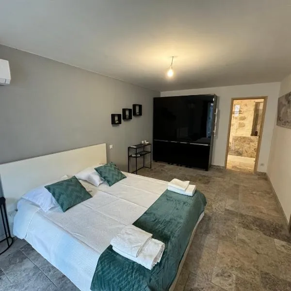 Chambre privée，位于诺沃的酒店