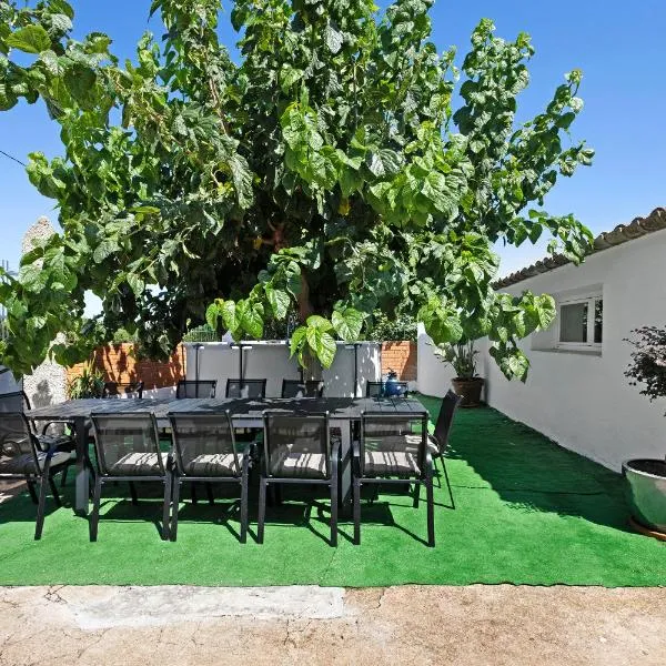 Cal Peret Miquelet，位于San Martín Sarroca的酒店