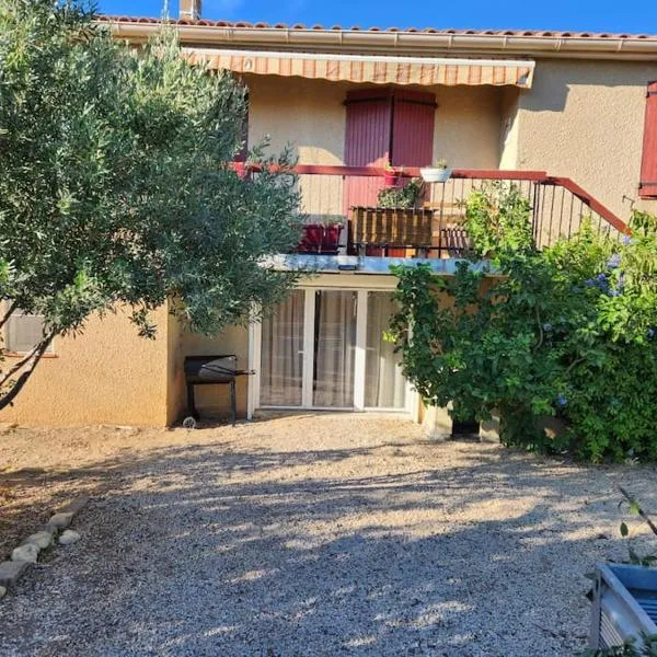L'étape méditerranéenne logement 4-6 personnes avec parking privé，位于Sauvian的酒店