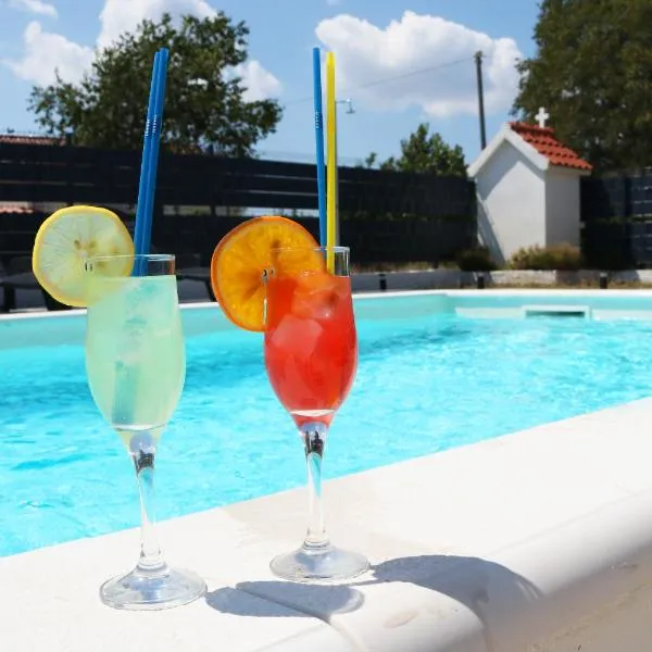 Villa Green Escape，位于Dugobabe的酒店