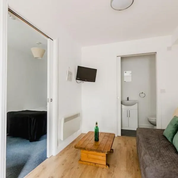 Withernsea Studio Apt & Sofa bed，位于威瑟恩西的酒店