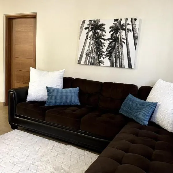 Tumon Isa 16 Condo，位于塔穆宁的酒店