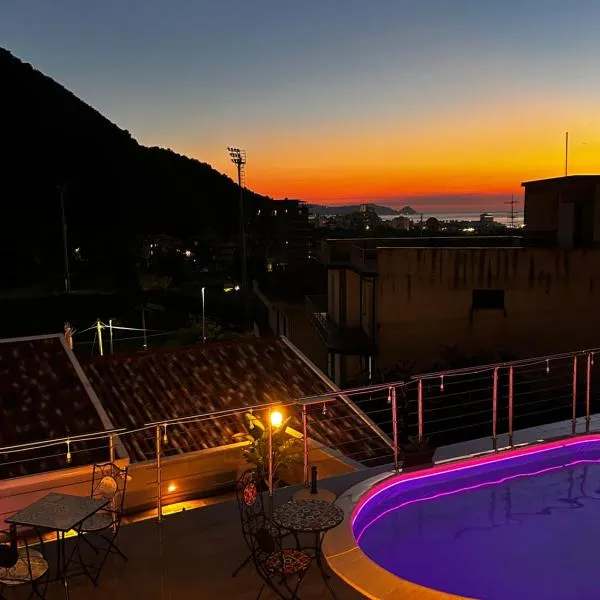 TownHouse Piraino SUITE SUPERIOR，位于布罗洛的酒店